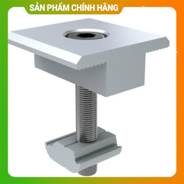 Kẹp giữa tấm pin năng lượng mặt trời